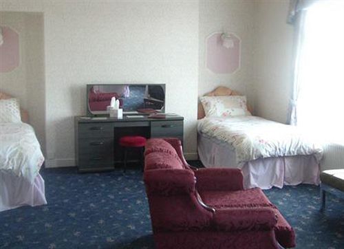 Highlander Hotel สการ์โบโรห์ ภายนอก รูปภาพ